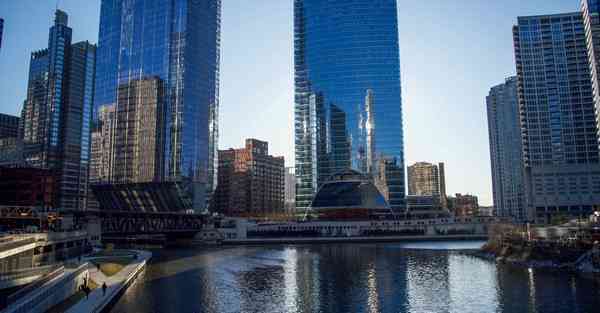 人工智能机器人西加加：未来科技的助推力