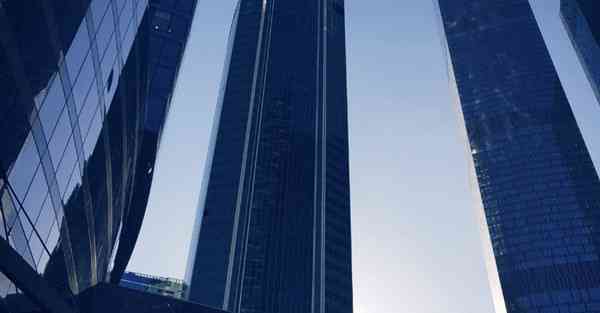 大数据动力中心：改变产业格局的引擎