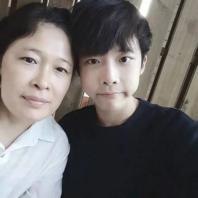 朱航纯斌