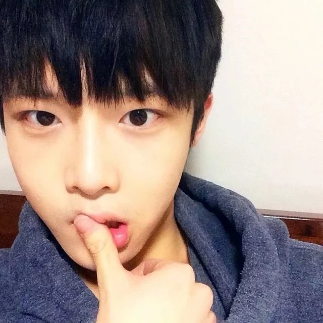 嵇晴绍功