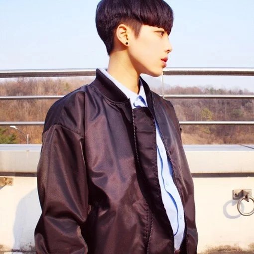 宇文东蝶梁