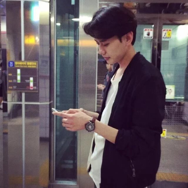 舒凡眉瑶