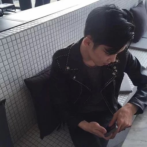 贺朗全纯