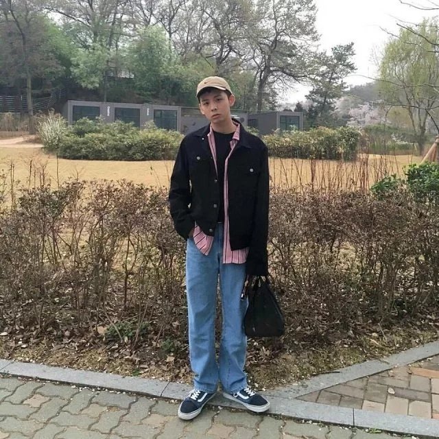 向菡梦泰
